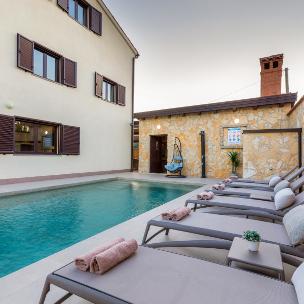Villa Miromar, Villa Miromar with heated Pool, Loborika, Istria Pula
