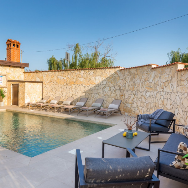 Villa Miromar, Villa Miromar with heated Pool, Loborika, Istria Pula
