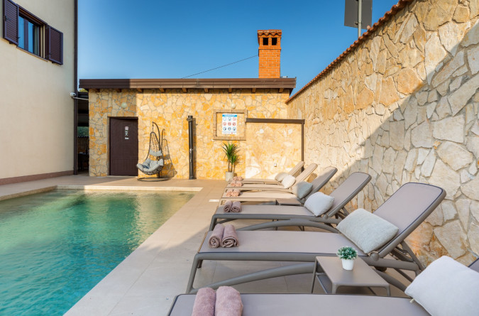 Villa Miromar, Villa Miromar with heated Pool, Loborika, Istria Pula
