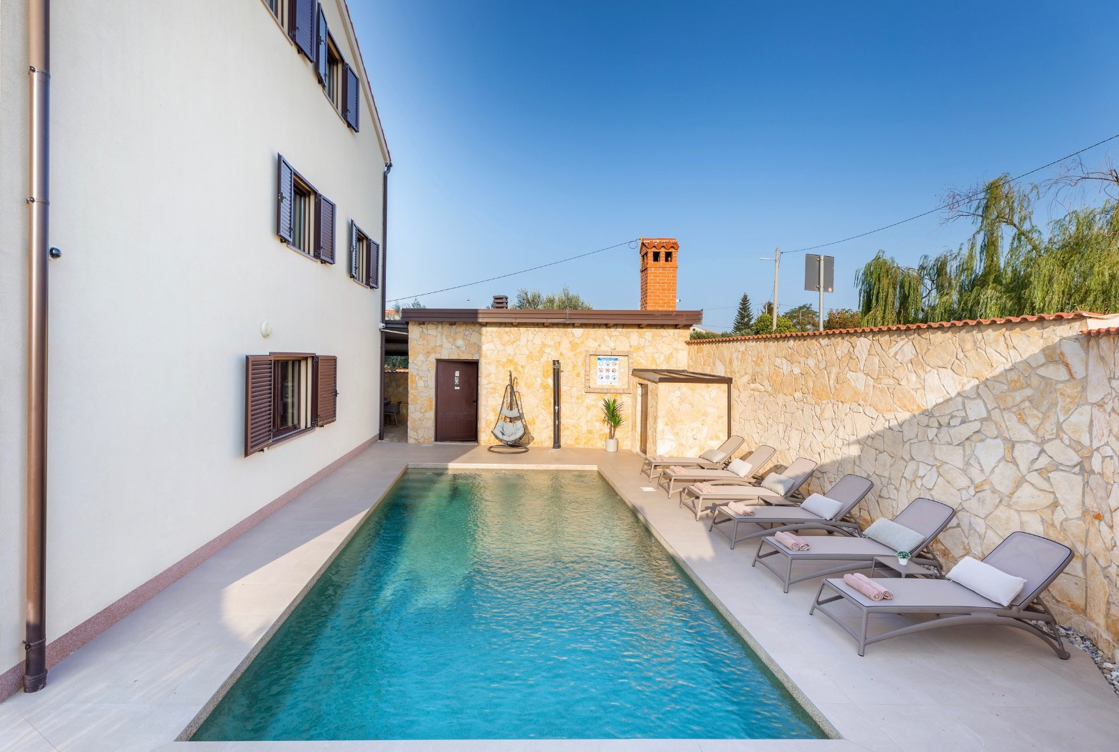 Perfect Vacation in Pula - Luxury, Comfort, and Exceptional Hospitality Oasis, Villa Miromar with heated Pool, Loborika, Istria Pula